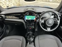 Used Mini Cooper Classic 134 HP (98 kW) 2021 Blue Hatchback