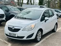 Second-hand Vauxhall Meriva 130 CP (95 kW) 2011 Alb Monovolum