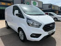 Used Ford Transit Custom Limited 130 HP (95 kW) 2022 White Van