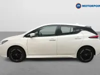 Używany Nissan Leaf N-Connecta 110 kW (150 KM) 2023 Biały Hatchback