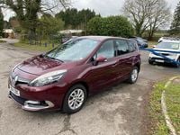 Used Renault Grand Scénic III Dynamique 110 HP (80 kW) 2014 Red MPV