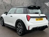 Usado Mini Cooper Hatch 113 kW (154 CV) 2026 Blanco Utilitario
