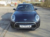 Begagnad Mini Cooper Exclusive 2023 Svart Halvkombi