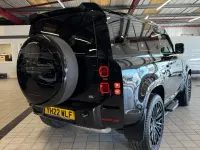 Usado Land Rover Defender SE Dynamic 2022 Preto SUV