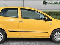 Used VW Fox 55 HP (40 kW) 2010 Yellow Hatchback