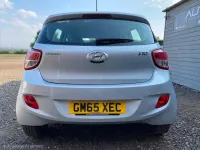 Used Hyundai i10 Premium 87 HP (63 kW) 2016 Silver Hatchback