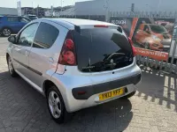 Used Peugeot 107 Allure 68 HP (50 kW) 2013 Silver Hatchback