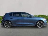 Used Ford Focus ST-Line X 100 HP (73 kW) 2025 Blue Hatchback