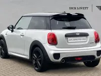 Used Mini Cooper Hatch 134 HP (98 kW) 2021 Silver Hatchback