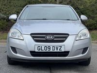 Used Kia Ceed 2009 Silver Hatchback