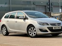 Used Vauxhall Astra Design Edition 2014 Silver Estate