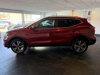 Used Nissan Qashqai N-Connecta 2017 Red SUV