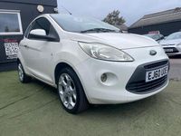 Używany Ford Ka Zetec 69 KM (50 kW) 2010 Biały Hatchback