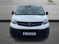 Used Vauxhall Vivaro 100 HP (73 kW) 2020 White MPV