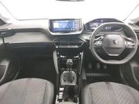 Used Peugeot 208 Allure 101 HP (74 kW) 2024 Yellow Hatchback