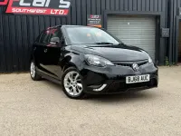 Usado MG MG3 106 HP (77 kW) 2018 Preto Citadino