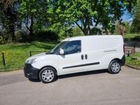 Usado Fiat Doblò 2017 Branco Monovolume