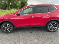 Used Nissan X-Trail Tekna 130 HP (95 kW) 2017 Red SUV