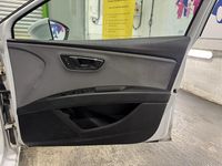 Used Seat Leon SE Dynamic 2018 White Estate