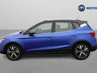 Usado Seat Arona Xperience Lux 110 CV (80 kW) 2023 Azul SUV
