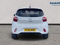 Used Hyundai i10 Premium 67 HP (49 kW) 2022 White Hatchback