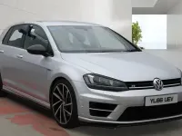 Second-hand VW Golf VII R 2017 Argintiu Hatchback