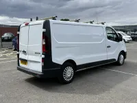 Used Renault Trafic Business 2015 White MPV
