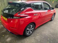 Gebraucht Nissan Leaf Acenta 110 kW (150 PS) 2018 Rot Kleinwagen
