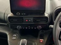 Used Vauxhall Combo 100 HP (73 kW) 2024 White MPV