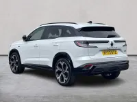 Used Renault Austral Techno Esprit Alpine 200 HP (147 kW) 2023 White SUV