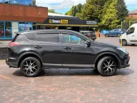 Used Toyota RAV4 143 HP (105 kW) 2017 Black SUV