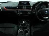 Usado BMW 118 Sport Line 134 HP (98 kW) 2019 Azul Citadino