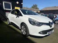 Used Renault Clio Dynamique 90 HP (66 kW) 2014 White Hatchback