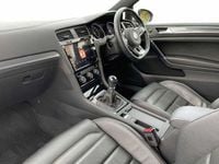 Used VW Golf VII R-line 150 HP (110 kW) 2019 White Hatchback