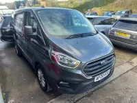 Usado Ford Transit Custom Limited 130 HP (95 kW) 2020 Cinzento Van