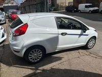 Used Ford Fiesta 2015 White Hatchback