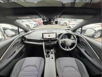 New Toyota C-HR 138 HP (101 kW) 2025 White SUV