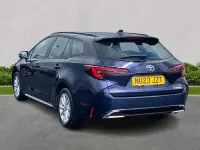 Used Toyota Corolla 140 HP (102 kW) 2023 Blue Estate