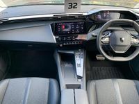 Used Peugeot 308 Allure 129 HP (94 kW) 2024 Green Hatchback