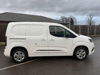 Used Toyota Proace Design 2022 White MPV