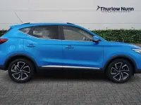 Used MG ZS Exclusive 106 HP (77 kW) 2023 Blue SUV