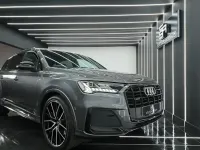 Used Audi Q7 Black Edition 231 HP (169 kW) 2019 Grey SUV