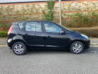 Used Renault Scénic Expression 2011 Black MPV