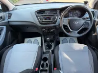 Used Hyundai i20 2016 White Hatchback