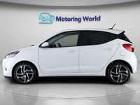 Used Hyundai i10 Premium 84 HP (61 kW) 2020 White Hatchback
