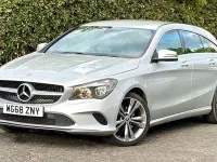 Usado Mercedes CLA180 Shooting Brake 122 HP (89 kW) 2018 Prateado Carrinha