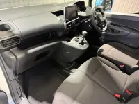 Used Peugeot Partner Premium 131 HP (96 kW) 2022 White MPV