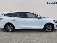 Gebraucht Ford Focus Titanium 125 PS (91 kW) 2022 Weiß Kombi