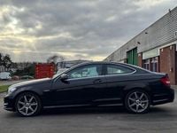 Usado Mercedes C220 Sport Edition 170 HP (125 kW) 2015 Preto Coupé