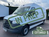 Used Mercedes Sprinter Progressive 148 HP (108 kW) 2021 White Van